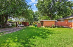 216 W Dexter Street, Sherman, TX 75092