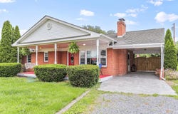 4462 MARTINSBURG PIKE, CLEAR BROOK, VA 22624