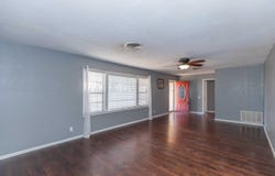 1209 S Main St, Shamrock, TX 79079