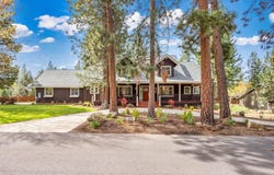 693 E Tyler Avenue, Sisters, OR 97759