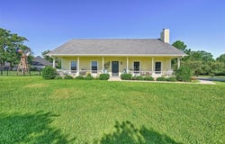 122 Comanche Drive, Gainesville, TX 76240