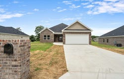 515 Madeleine Circle, Austin, AR 72007