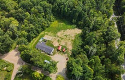 10 Davis Lane, New Boston, NH 03070