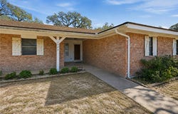 2486 Oak Park, Ingleside, TX 78362