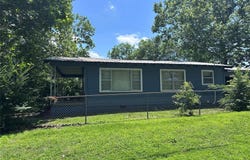 811 N Broadway Street, Broken Bow, OK 74728