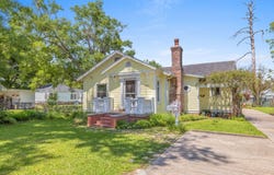 610 E Division St, Jennings, LA 70546