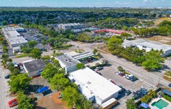 17851 NW 78th Ave, Hialeah, FL 33015