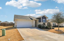 111 Insider Loop, Elgin, TX 78621
