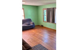 103 Funk Avenue, Lakefield, MN 56150