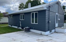 423 Andover Rd, Hoyt Lakes, MN 55750