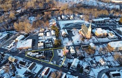 1039 Douglas Avenue, Providence, RI 02904