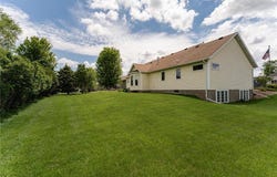 1218 6th Street NW, Dodge Center, MN 55927