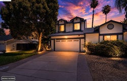 578 Mulqueeney St, Livermore, CA 94550