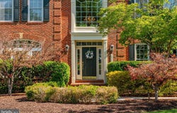 25777 PHAR LAP CT, CHANTILLY, VA 20152