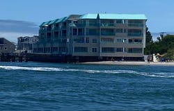 9400 Roberts Avenue, Sea Isle City, NJ 08243