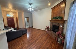 601 N Chisholm Trail Way, Mustang, OK 73064