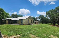 421 E FM 501, Cherokee, TX 76832