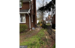 6906 BROWNING ROAD, PENNSAUKEN, NJ 08109