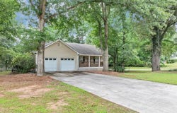 250 DAILEYS PLANTATION Drive, Mcdonough, GA 30253