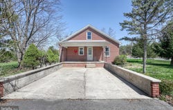 35 HERRS RIDGE ROAD, GETTYSBURG, PA 17325