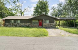 112 Cedar Crest Drive, Clinton, AR 72031