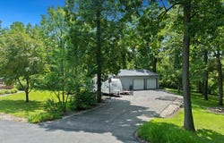 975 W Cliff, OREGON, IL 61061