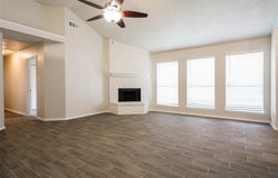 804 Melville Drive, Arlington, TX 76015