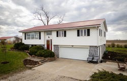 6671 18Th Avenue, Keystone, IA 52249