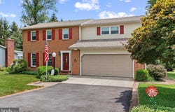 936 WOODRIDGE DRIVE, ENOLA, PA 17025
