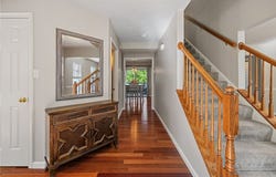 706 Williamsburg Ct, Cranberry Twp, PA 16066