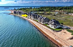 2 Old Town Highway, East Haven, CT 06512