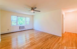 93 Fox Road, Edison, NJ 08817