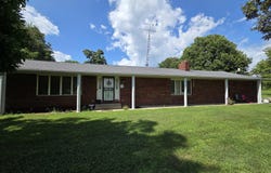 2857 State Route 161 Highway, Centralia, IL 62801