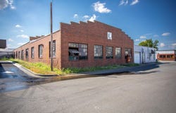 208 N Main Street, Franklin, KY 42134-1839
