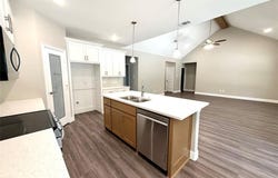 110 Seminole Cove, Lake Kiowa, TX 76240