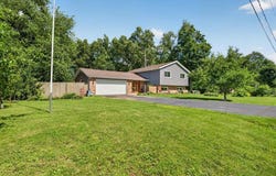 13837 Beaver Drive, ROSCOE, IL 61073