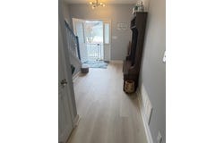32 S Coolidge Ave, Margate, NJ 08402