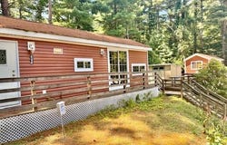 176 Thomas B Landers unit: 32, East Falmouth, MA 02536
