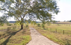 465 Oak Grove RD, Luling, TX 78648