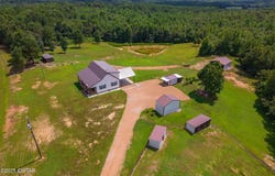 1272 Bailey Road, Finger, TN 38334
