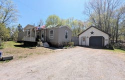 19 Prospect Street, Guilford, ME 04443