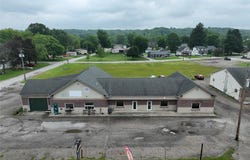 4806 Cleveland Avenue SE, Canton, OH 44707