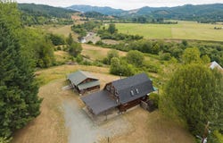 51372 OLD BROADBENT RD, Myrtle Point, OR 97458