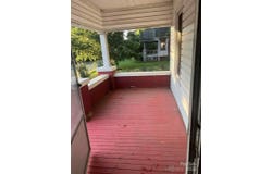 325 N Caldwell Avenue, Newton, NC 28658