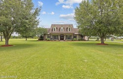 964 Bearb Road, Sunset, LA 70584