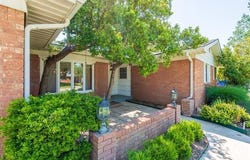 2305 S Hickory Place, Broken Arrow, OK 74012