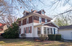 402 E Grundy Avenue, Conrad, IA 50621