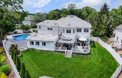 3 Magnolia Court, Matawan, NJ 07747