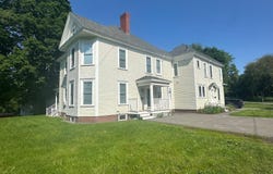 98 Fountain Street, Bangor, ME 04401