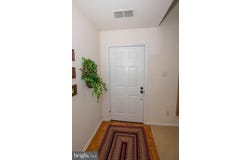 292 WOODS EDGE PLACE, LANGHORNE, PA 19047
